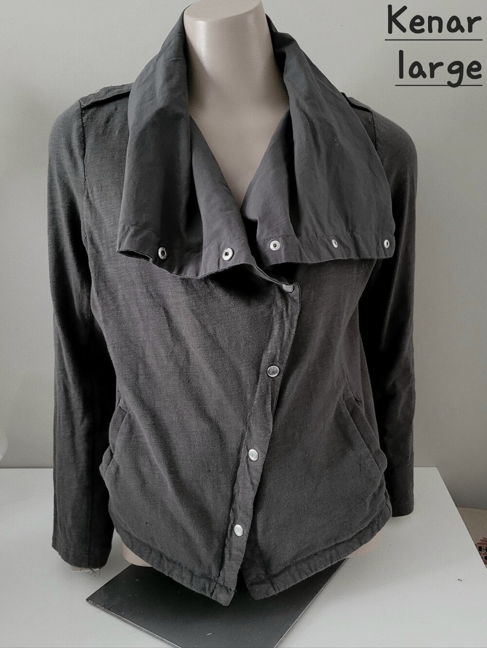 Kenar Women's Large Dark Gray Snap-Front Jacket